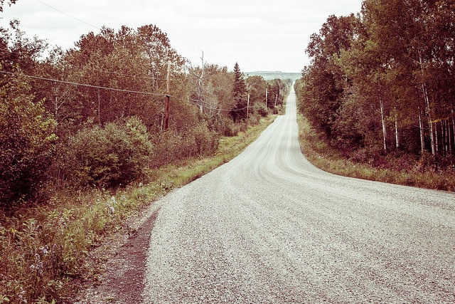 7 Crucial Factors to Building a Great Gravel Road