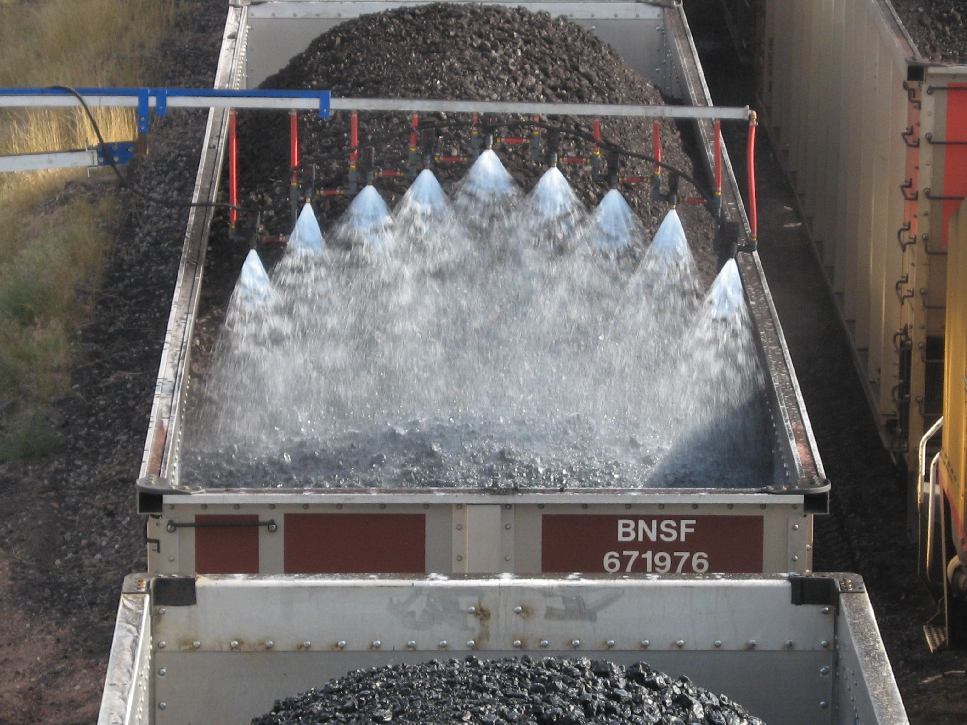 Why Major Railroads Trust Midwest’s Coal Car-Topping Solutions