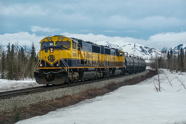 New Oil Rail Rules Present Obstacles for U.S and Canadian Rail