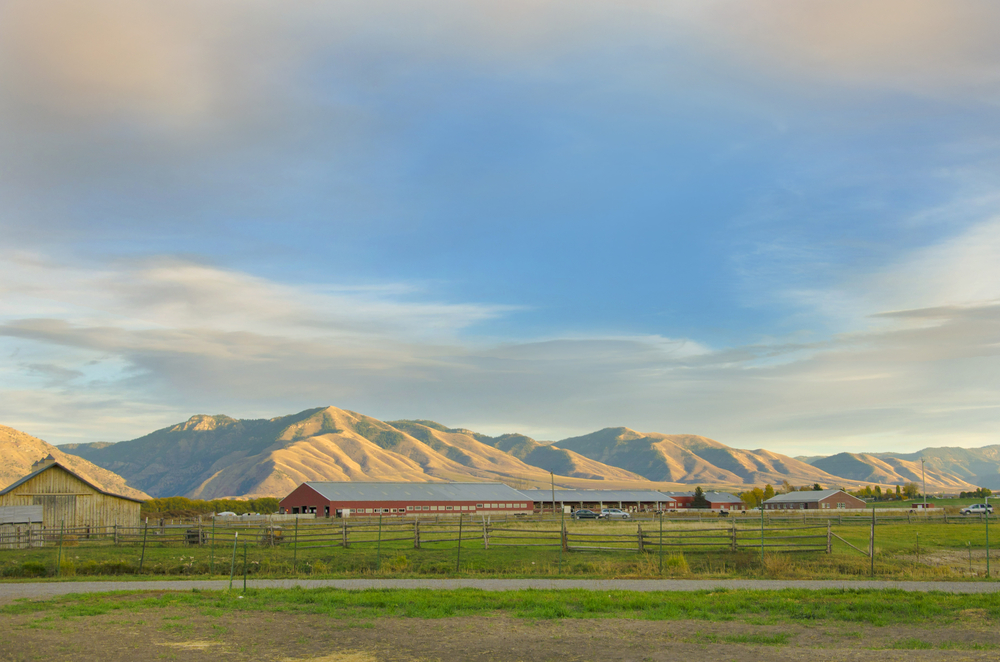 Why should we reduce environmental dust from farms?